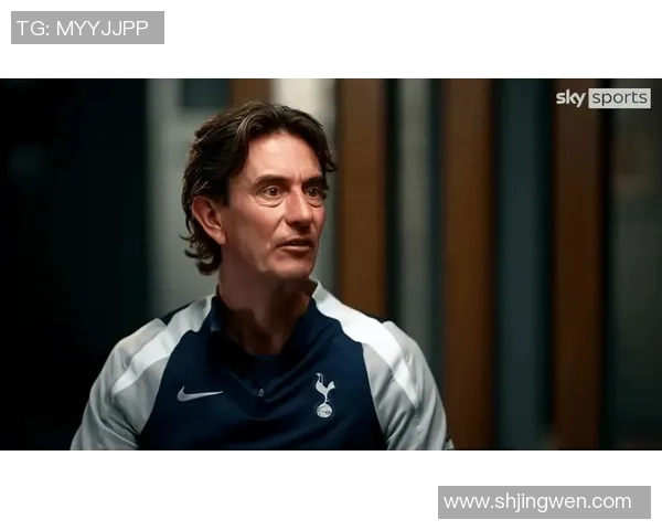 弗兰克足球生涯回顾与成就解析：从青训到顶级联赛的辉煌历程